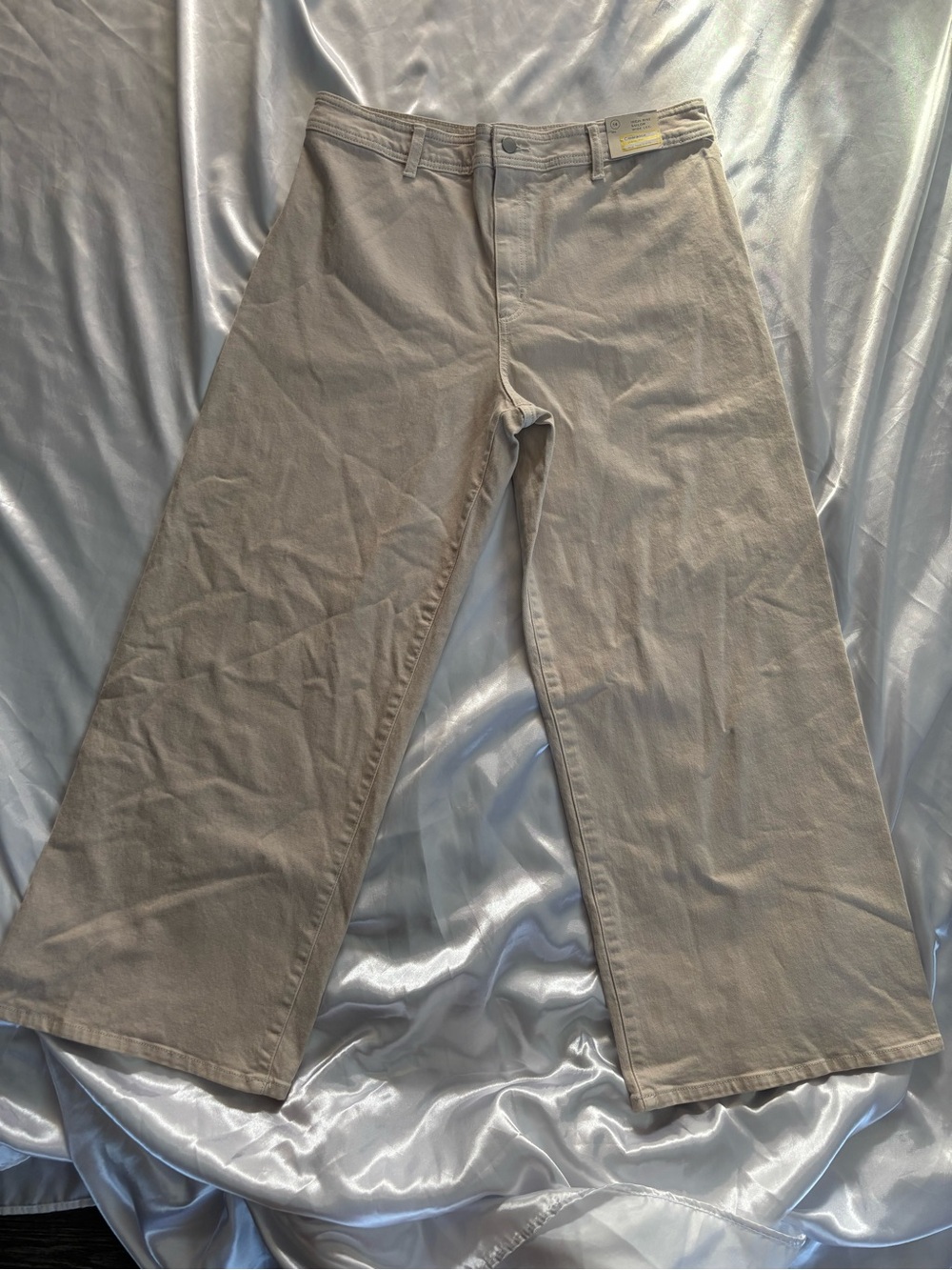 Universal Thread High-Rise Wide Leg Jeans in Light Tan